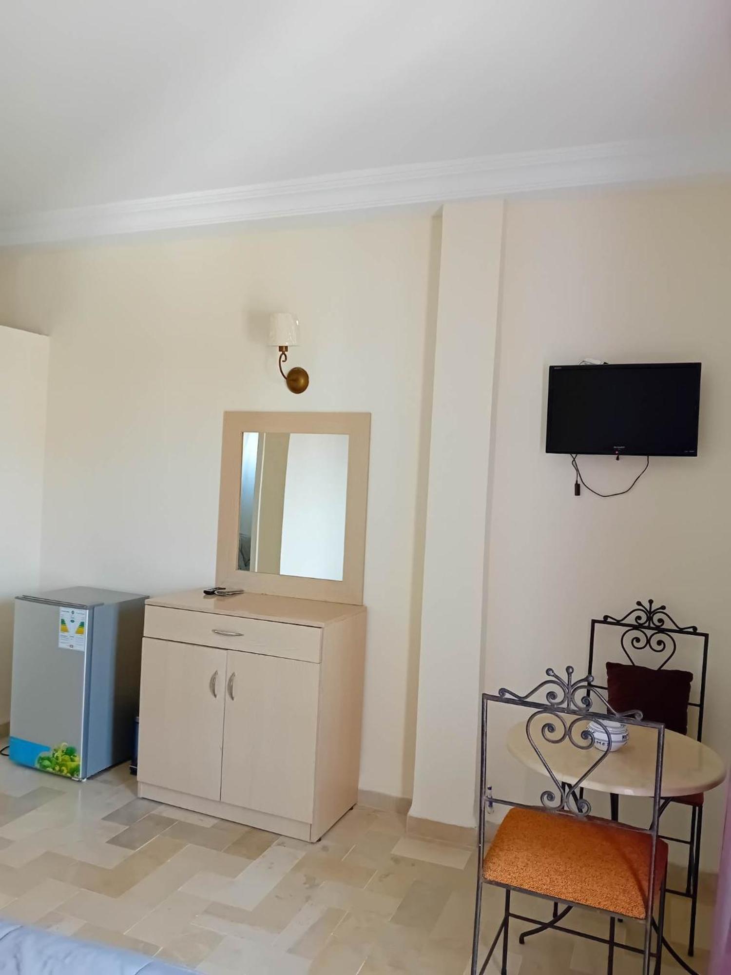 Romane Hotel