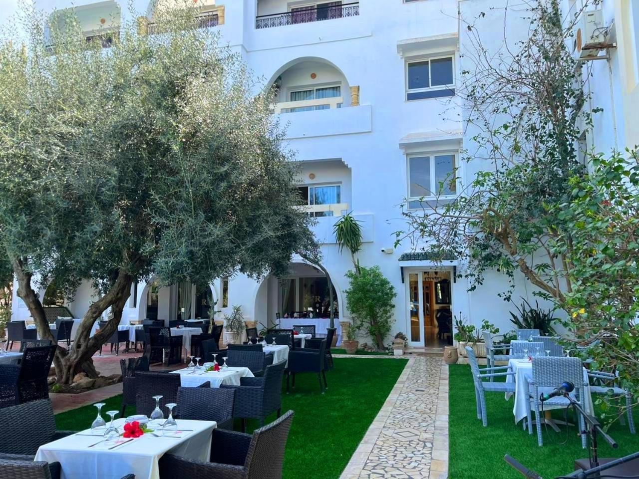Hotel Romane 3*